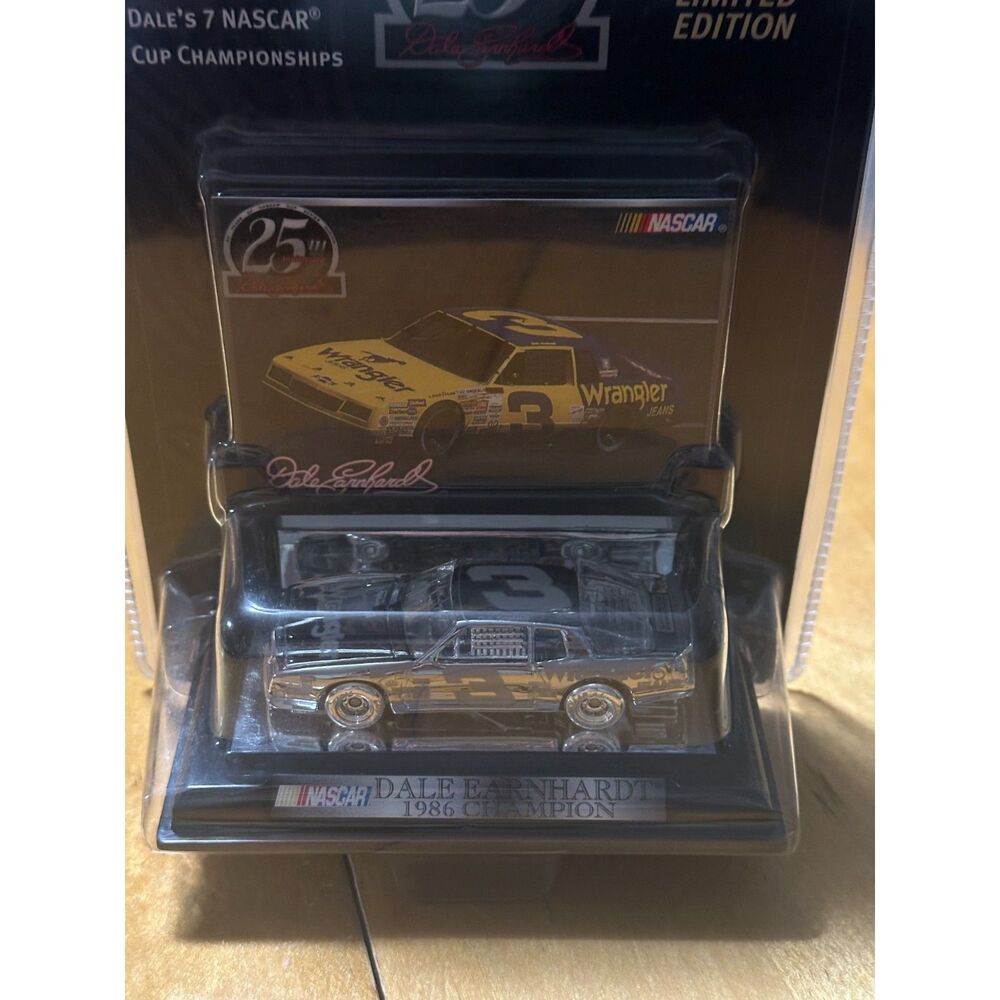 DALE EARNHARDT #3 Winners Circle Silver Anniversary Series 1986 Champion 1:64